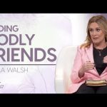 Sheila Walsh: Become the Godly Friend That You Are Looking For | Better Together on TBN Sheila Walsh: Become the Godly Friend That You Are Looking For | Better Together on TBN